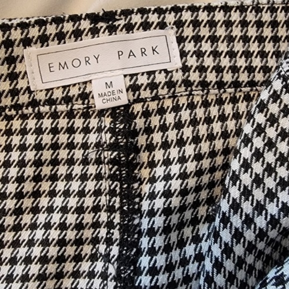 Emory Park Houndstooth Black & White Mini Skirt - Picture 6 of 7